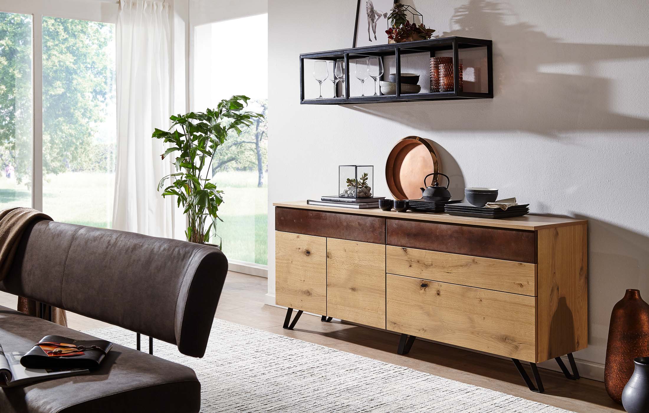 Koje7-3_KW13_SELECTO-600_RIsseiche-SamtlackJPG-300dpi-50